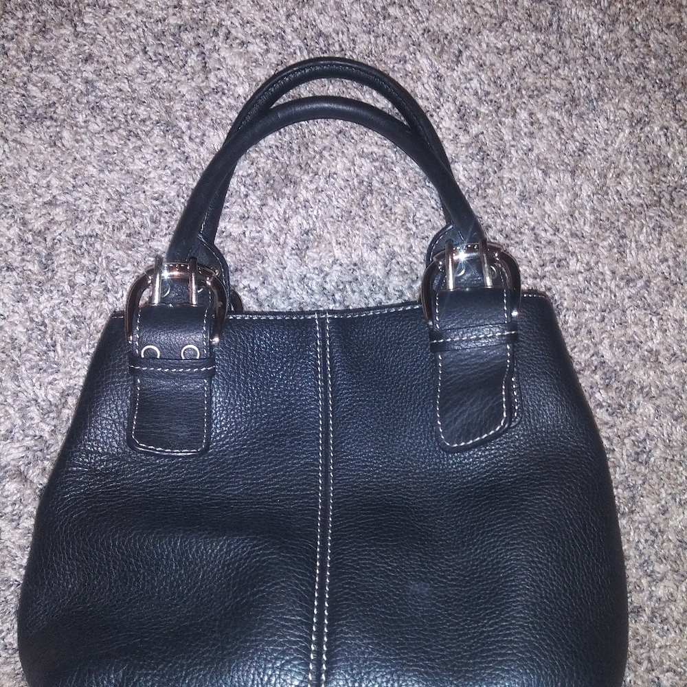 Tignanello Pebble Grain Black Leather Purse